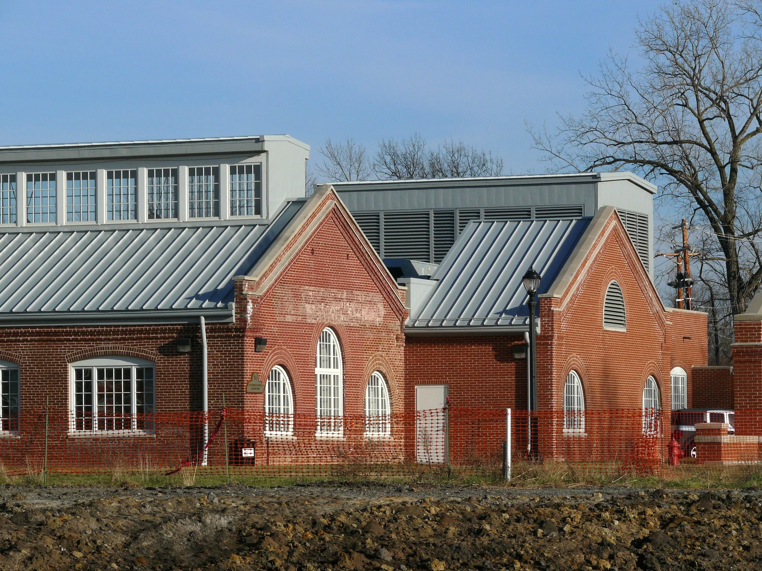 eri_college　0823 The Factory Complex — Friends of Leclaire